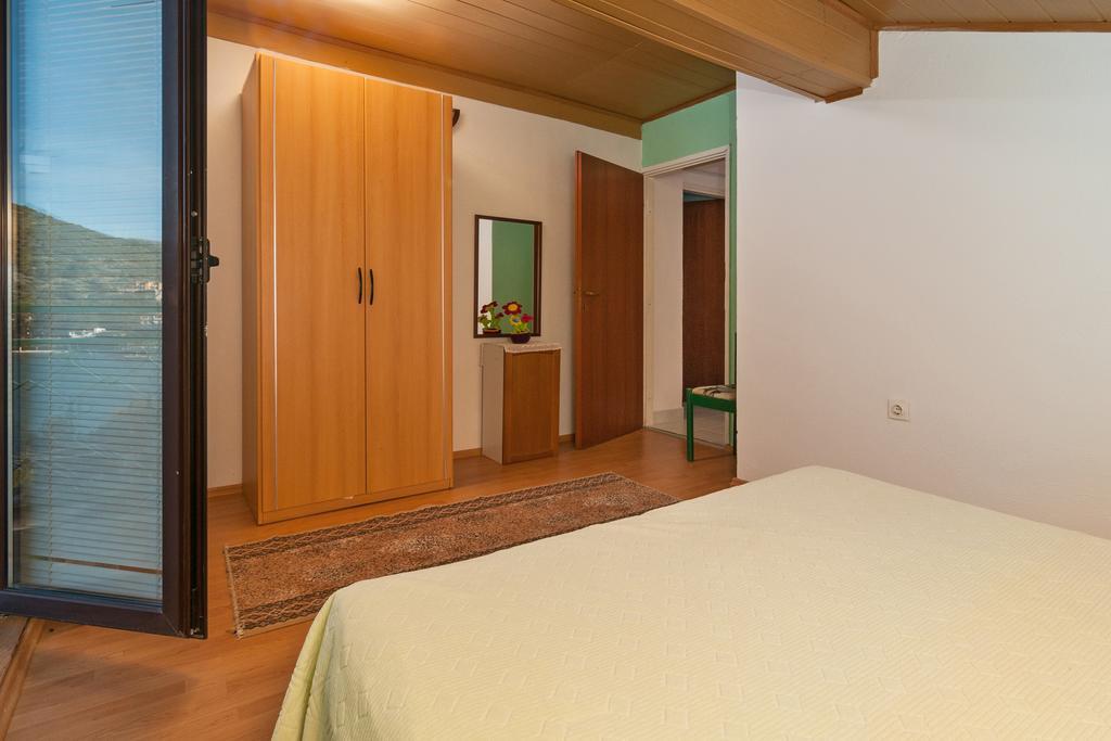 Apartment Stojan A1 Marina Exteriör bild
